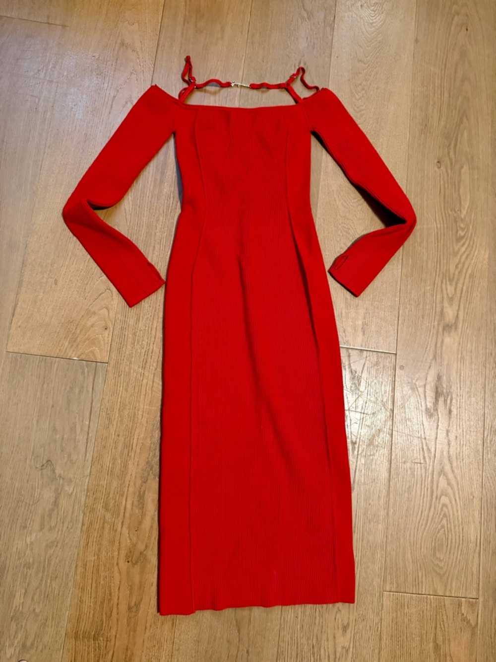 Jacquemus Scarlet Off-Shoulder Ribbed Long Sleeve Midi Dress - La Robe Sierra